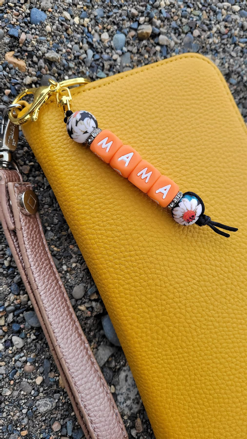 Gifts & Accessories